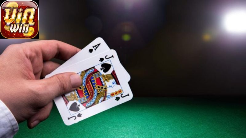 Blackjack trực tuyến: Lợi ích và rủi ro